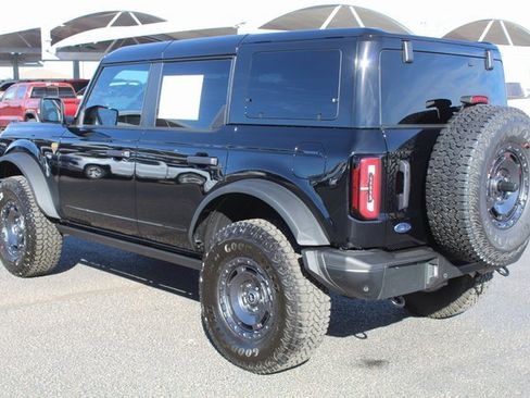Used 2025 Ford Bronco Badlands image 5