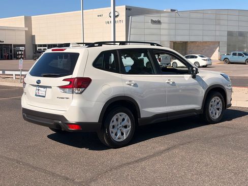 Used 2022 Subaru Forester AWD/4WD image 7