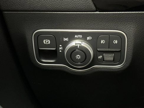 Certified 2026 Mercedes-Benz GLA 250 image 32