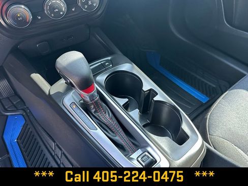 Used 2025 Chevrolet Trax RS w/ Driver Confidence Package image 17