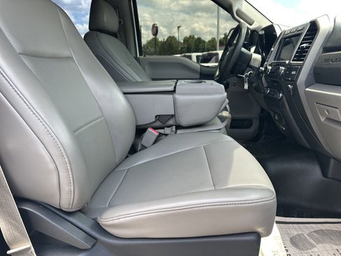 Used 2017 Ford F250 XL w/ Power Equipment Group AWD/4WD image 14