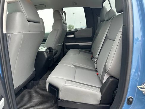 Used 2019 Toyota Tundra Limited w/ Limited Premium Package AWD/4WD image 18