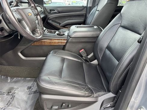 Certified 2018 Chevrolet Suburban LT image 12