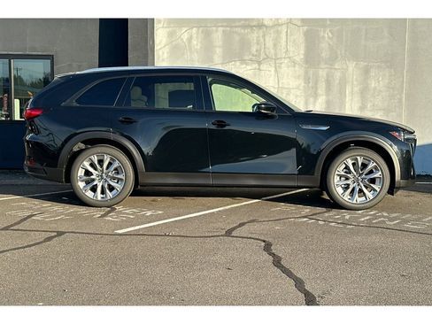 New 2026 MAZDA CX-90 3.3 Turbo w/ Preferred Package image 2