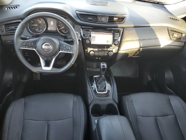 Used 2017 Nissan Rogue SL AWD/4WD image 12