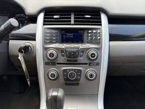 Used 2014 Ford Edge SE w/ Equipment Group 101A FWD image 18