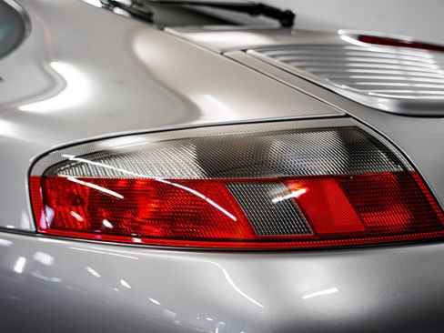 Used 2004 Porsche 911 Carrera RWD image 33