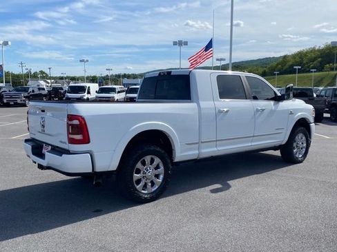 Used 2022 RAM 2500 Limited w/ Body Color Bumper Group AWD/4WD image 5