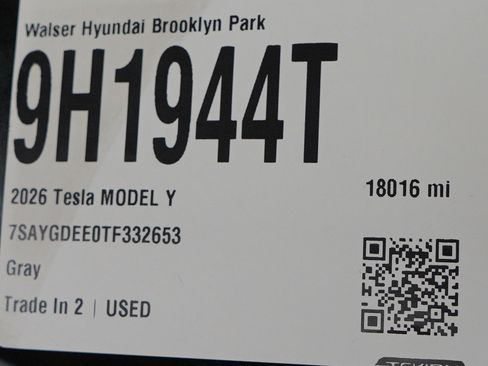 Used 2026 Tesla Model Y AWD image 30