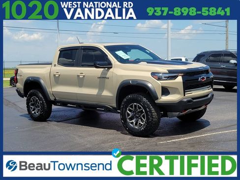 Used 2024 Chevrolet Colorado ZR2 w/ ZR2 Convenience Package III AWD/4WD image 1