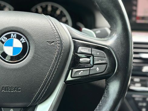 Used 2019 BMW 530i xDrive w/ Convenience Package image 22