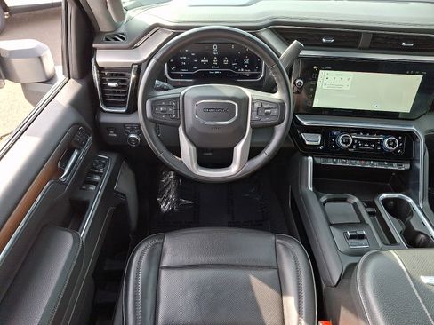 Used 2024 GMC Sierra 2500 Denali w/ Denali Reserve Package image 11