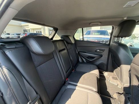 Used 2022 Chevrolet Trax LT w/ Sport Edition AWD/4WD image 44