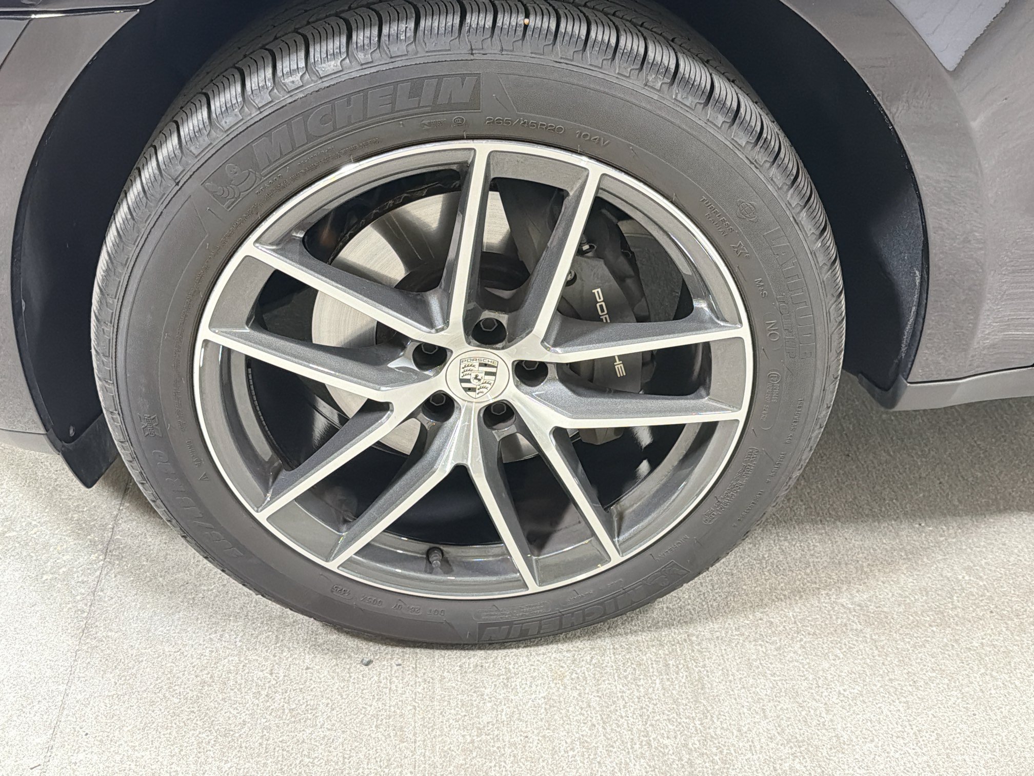 Certified 2026 Porsche Macan AWD/4WD image 41