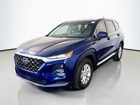 Used 2020 Hyundai Santa Fe SE FWD image 4