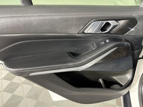 Used 2022 BMW X5 sDrive40i w/ Premium Package image 25