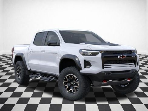 New 2026 Chevrolet Colorado ZR2 w/ Technology Package AWD/4WD image 7