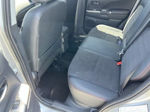 Used 2025 Mitsubishi Outlander Sport SE AWD/4WD image 32