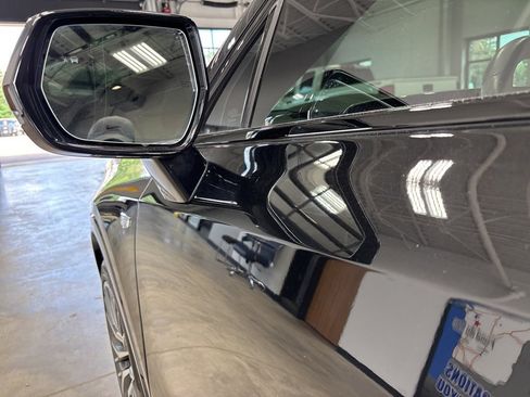 Used 2024 Cadillac XT4 Sport image 15