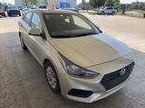 Used 2018 Hyundai Accent SE image 2