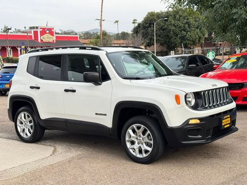 Used 2018 Jeep Renegade Sport w/ Power & Air Group AWD/4WD image 2