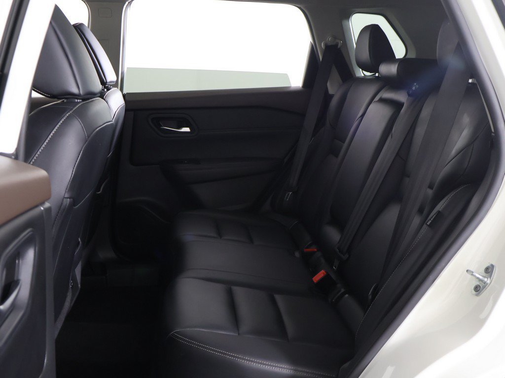 Used 2023 Nissan Rogue SL FWD image 29