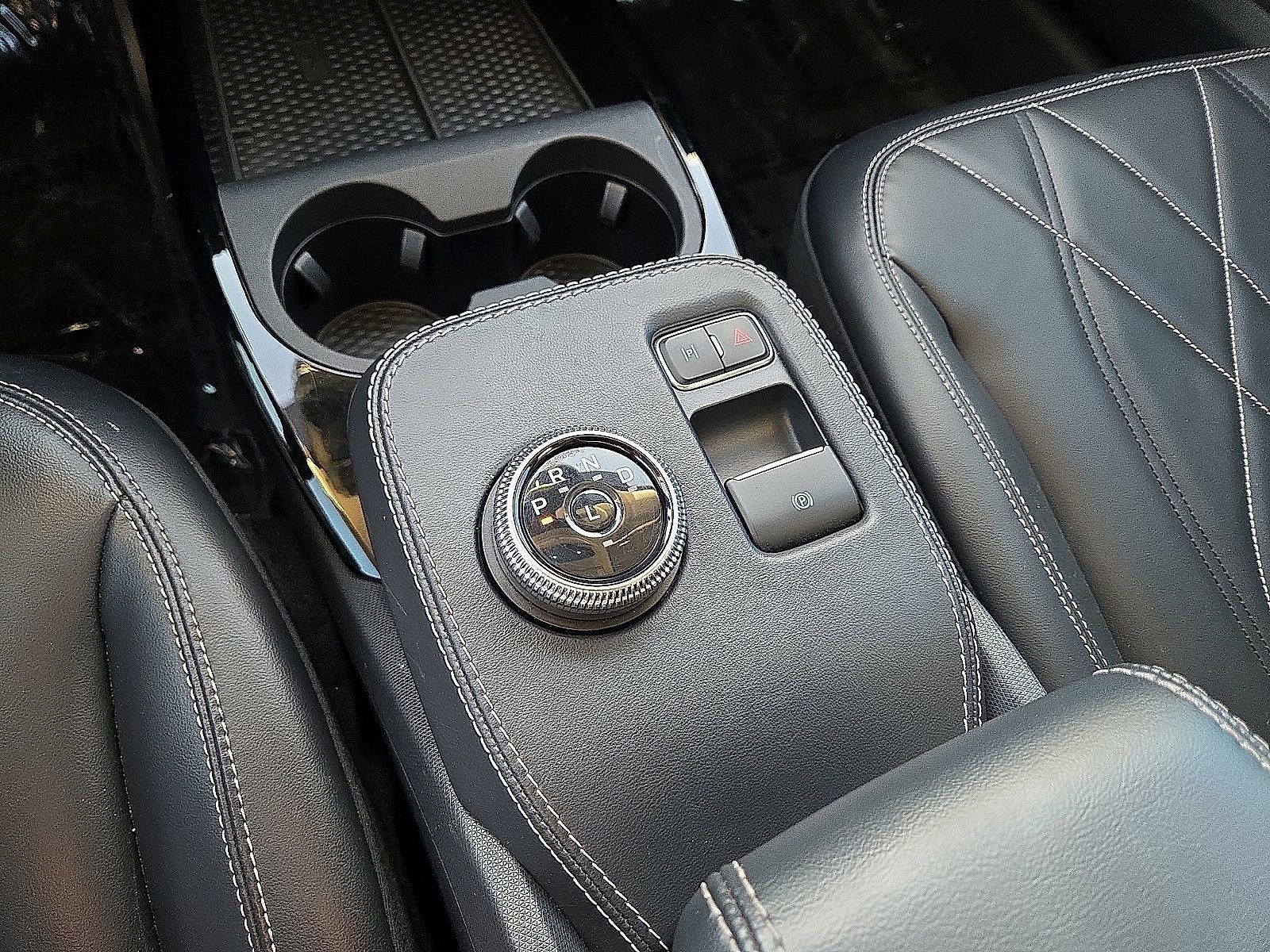 Used 2021 Ford Mustang Mach-E Select w/ Comfort/Appearance Package AWD/4WD image 30