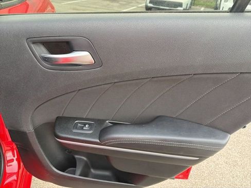 Used 2023 Dodge Charger SXT image 31