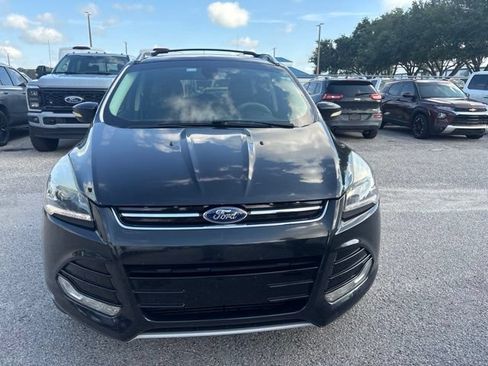 Used 2013 Ford Escape Titanium FWD image 2