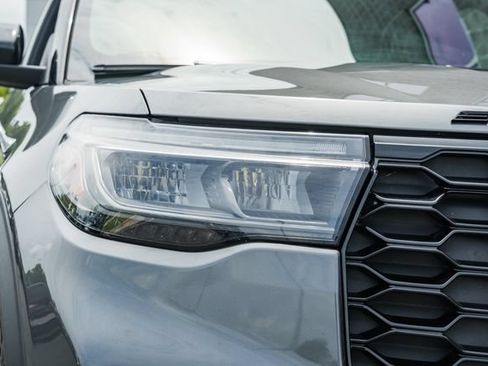 Used 2026 Ford Explorer ST-Line AWD/4WD image 18