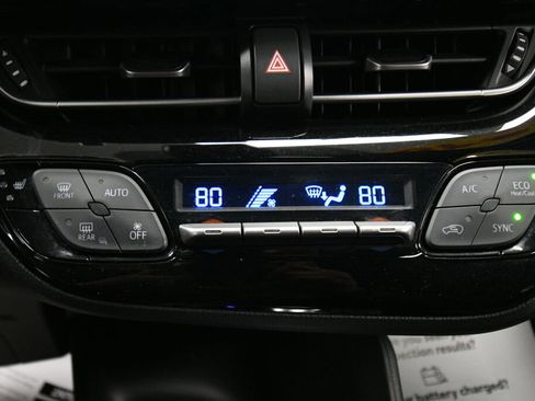 Used 2018 Toyota C-HR XLE image 12