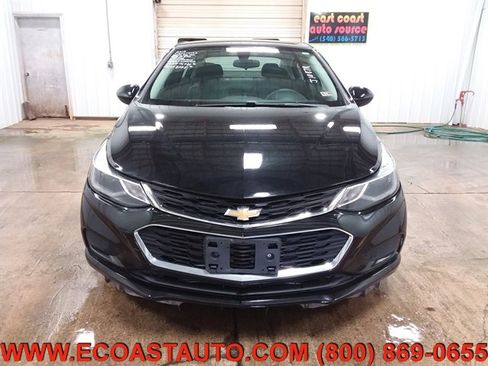 Used 2018 Chevrolet Cruze LT image 7