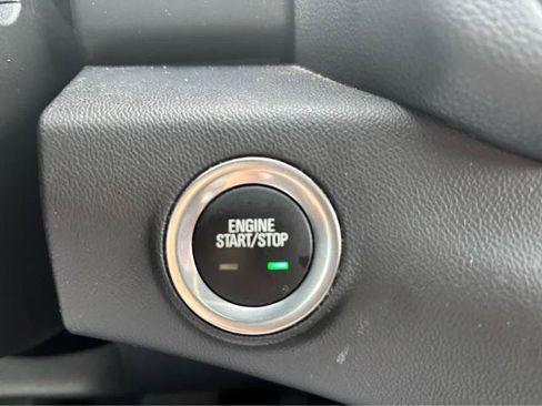 Used 2024 GMC Terrain SLT AWD/4WD image 21