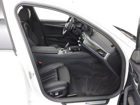 Used 2023 BMW 540i xDrive w/ M Sport Package AWD/4WD image 21