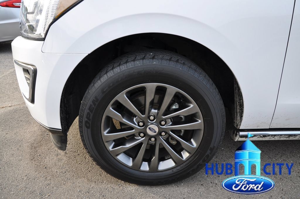 Used 2021 Ford Expedition Limited RWD image 9