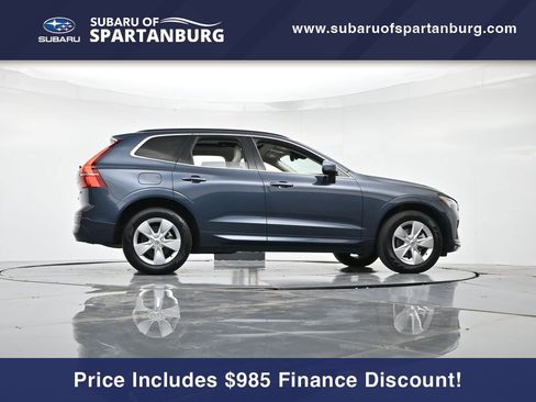 Used 2022 Volvo XC60 B5 Momentum image 29