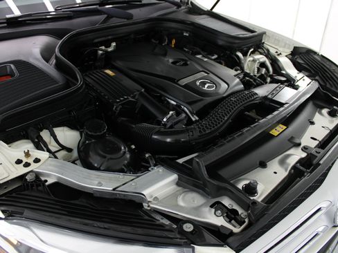 Used 2018 Mercedes-Benz GLC 300 GLC 300 SUV w/ Multimedia Package image 77