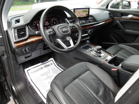 Used 2018 Audi Q5 2.0T Premium Plus w/ Premium Plus Package AWD/4WD image 11