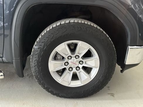 Certified 2022 GMC Sierra 1500 SLE image 32