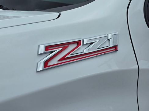 New 2026 Chevrolet Silverado 1500 LT Trail Boss w/ Convenience Package II AWD/4WD image 10
