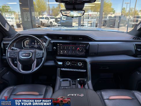 Used 2024 GMC Sierra 2500 AT4 w/ Technology Package image 32