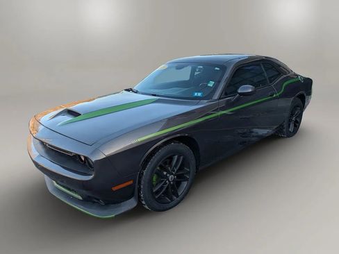 Used 2019 Dodge Challenger GT image 2