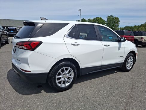 Used 2023 Chevrolet Equinox LT AWD/4WD image 6