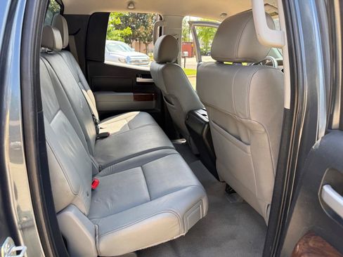 Used 2010 Toyota Tundra Limited AWD/4WD image 22