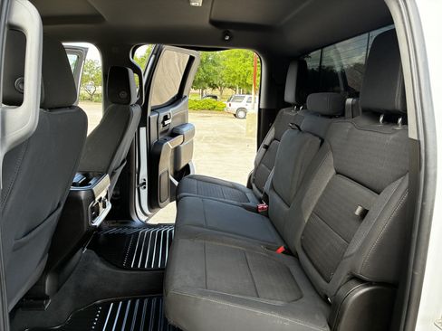 Used 2020 GMC Sierra 1500 Elevation w/ Elevation Value Package AWD/4WD image 22