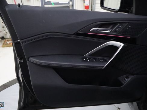 Used 2023 BMW X1 xDrive28i image 13