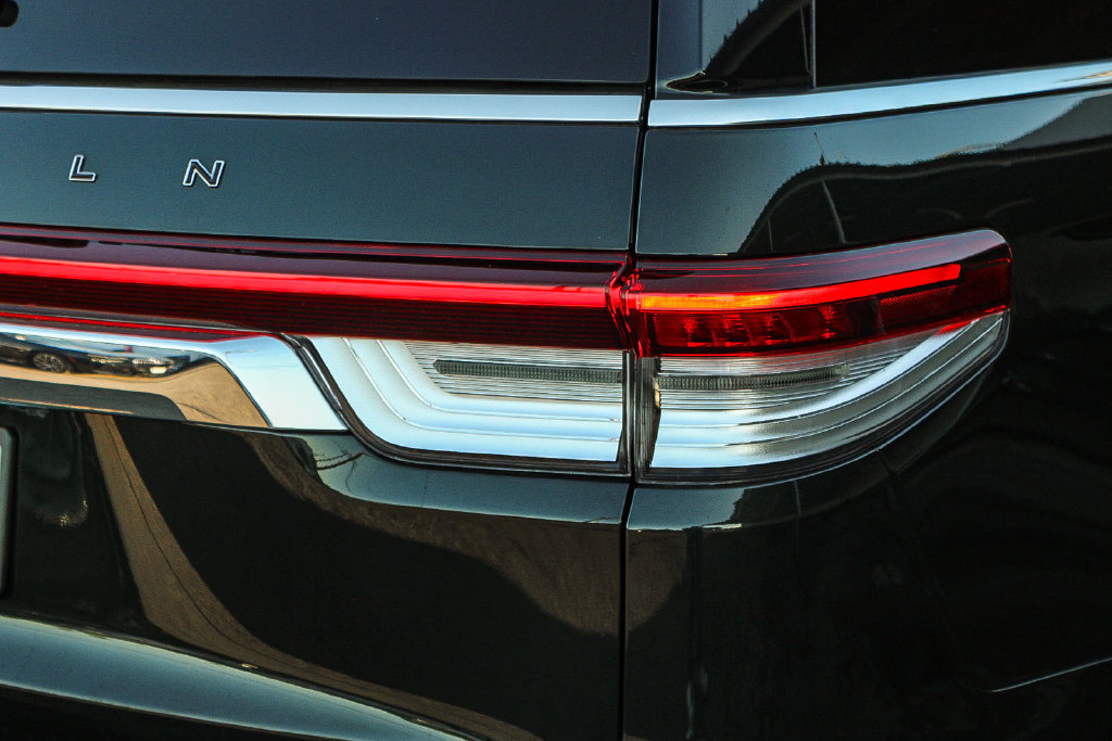 Used 2024 Lincoln Navigator Black Label AWD/4WD image 10
