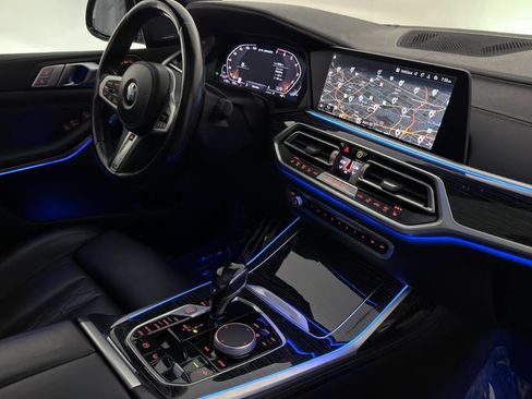 Used 2022 BMW X7 M50i w/ Cold Weather Package AWD/4WD image 28