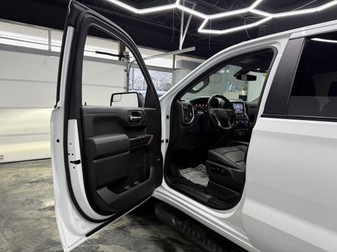 Used 2021 Chevrolet Silverado 1500 RST w/ Z71 Off-Road Package image 8