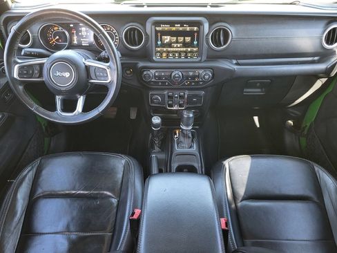 Used 2018 Jeep Wrangler Unlimited Sahara AWD/4WD image 21